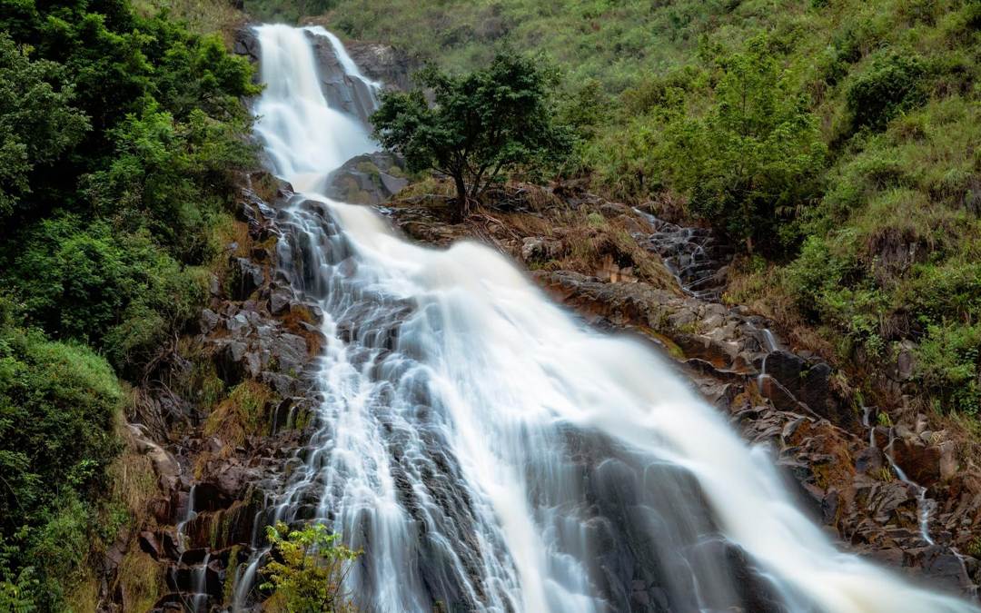 Efrata Waterfall: Beautiful Natural Tourism in Samosir ( Fahrul Razi Unsplash)