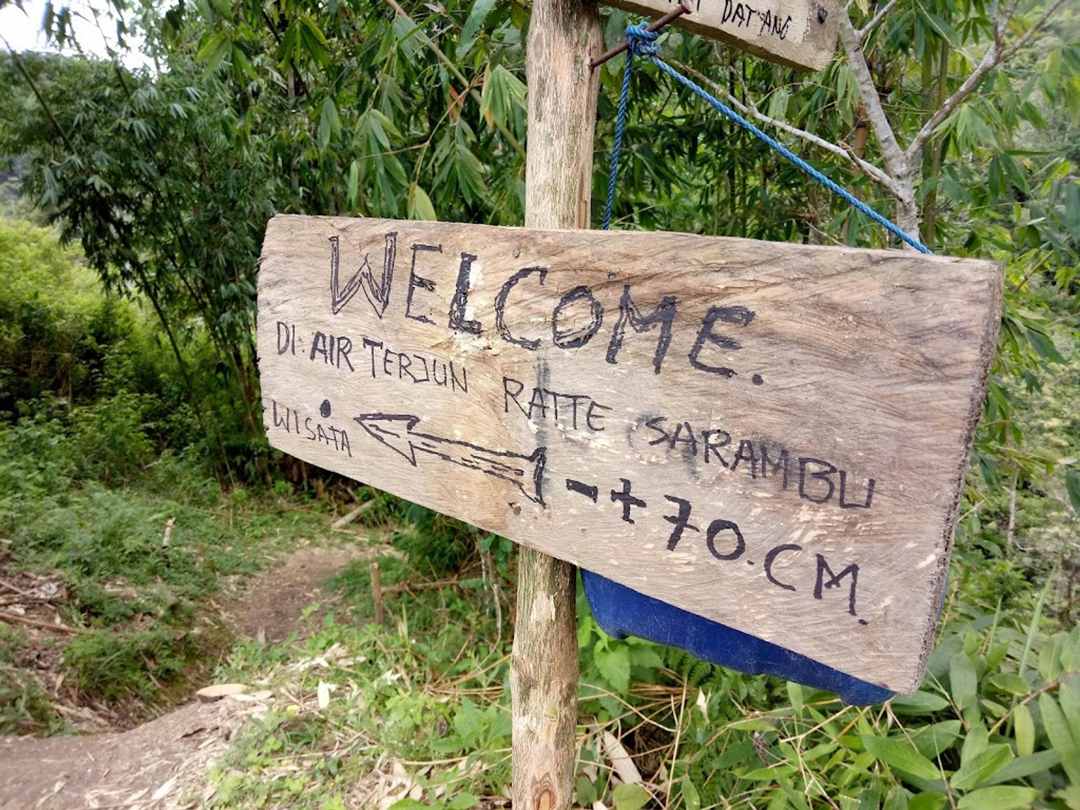 Pelang menuju air terjun Sarambu Ratte Balla 