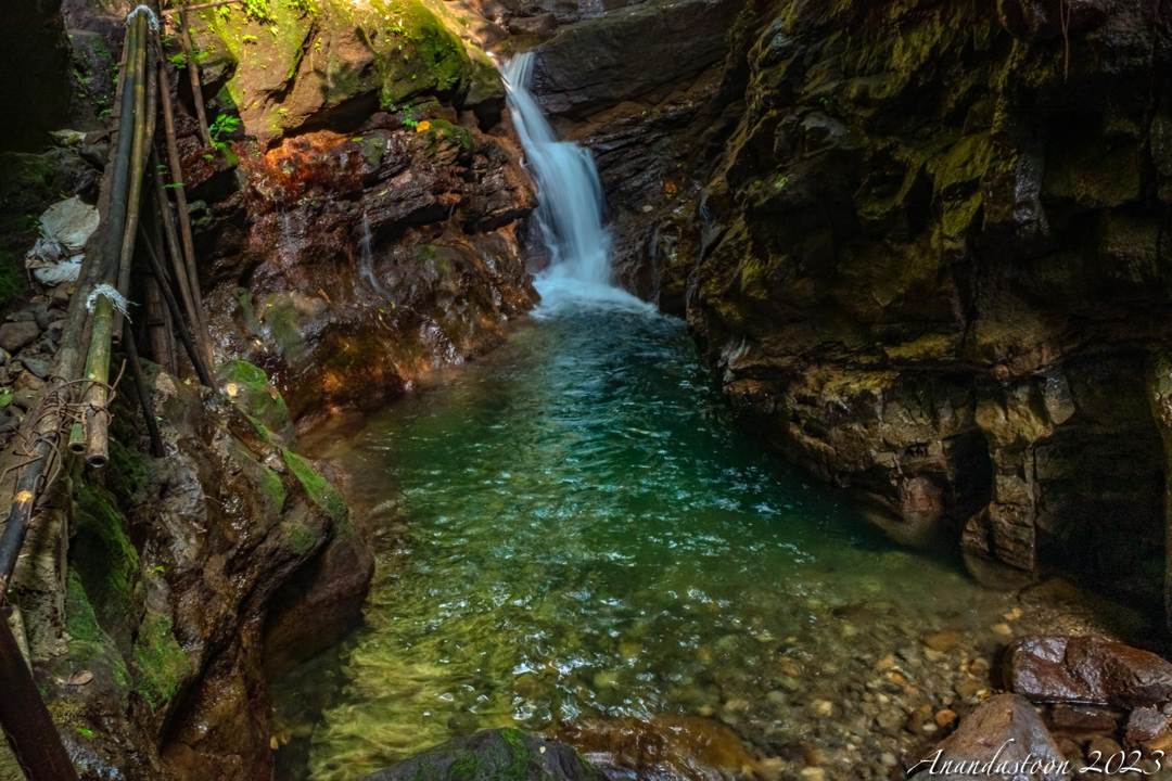 Curug Walet: Surga Tersembunyi di Kaki Gunung Salak