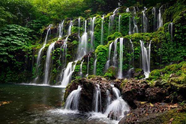 Daya Tarik Utama Air Terjun Banyu Wana Amertha