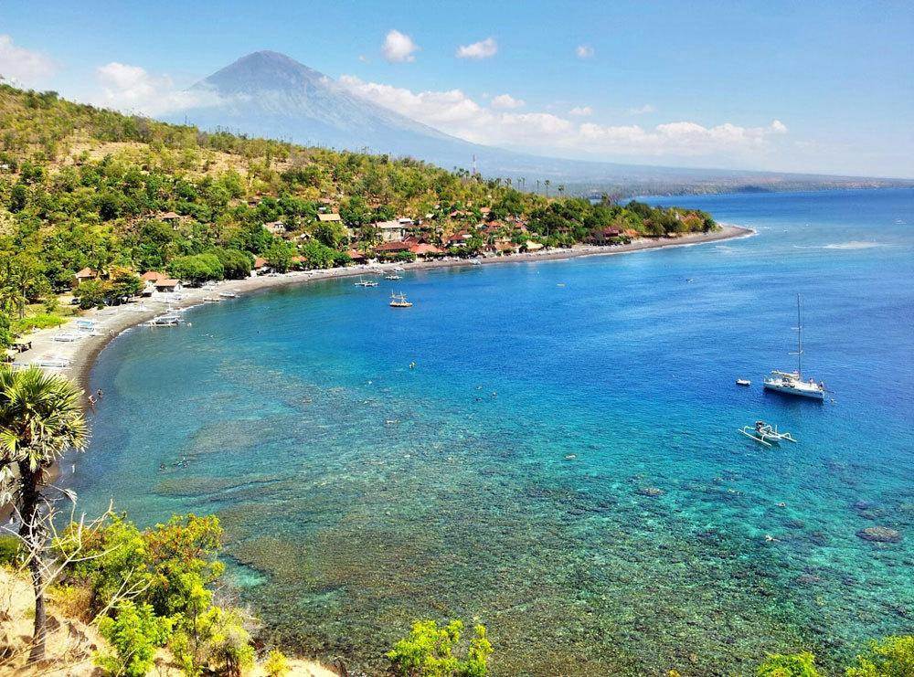 Daya Tarik Pantai Candidasa