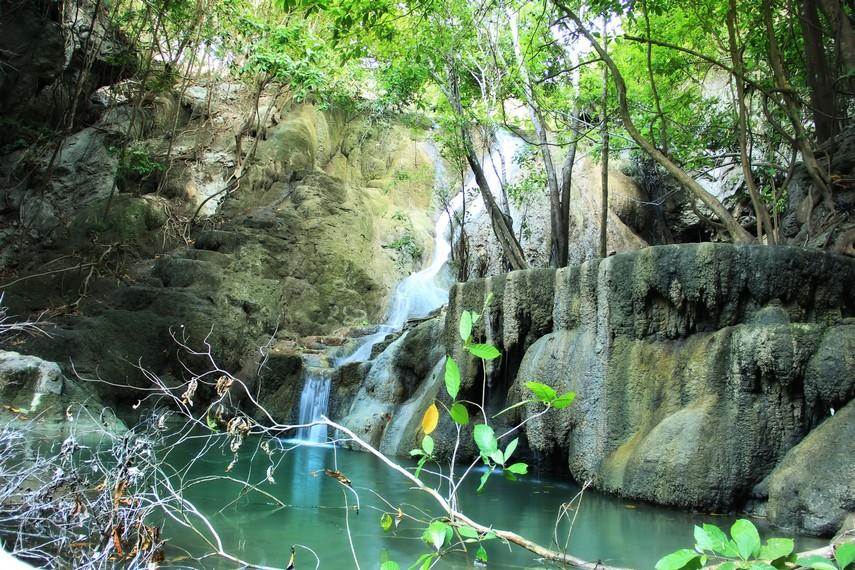 Daya Tarik Air Terjun Sengalo