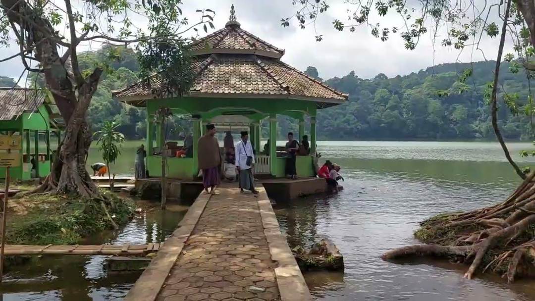 Situ Sangiang Majalengka