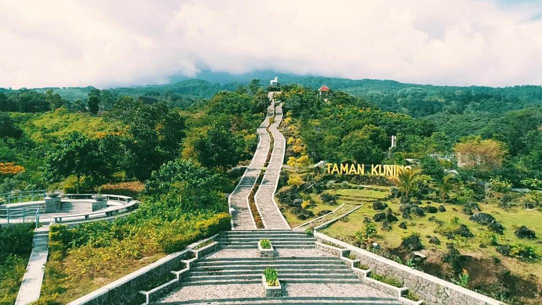 Kebun Raya Kuningan, Oase Hijau di Kaki Gunung Ciremai