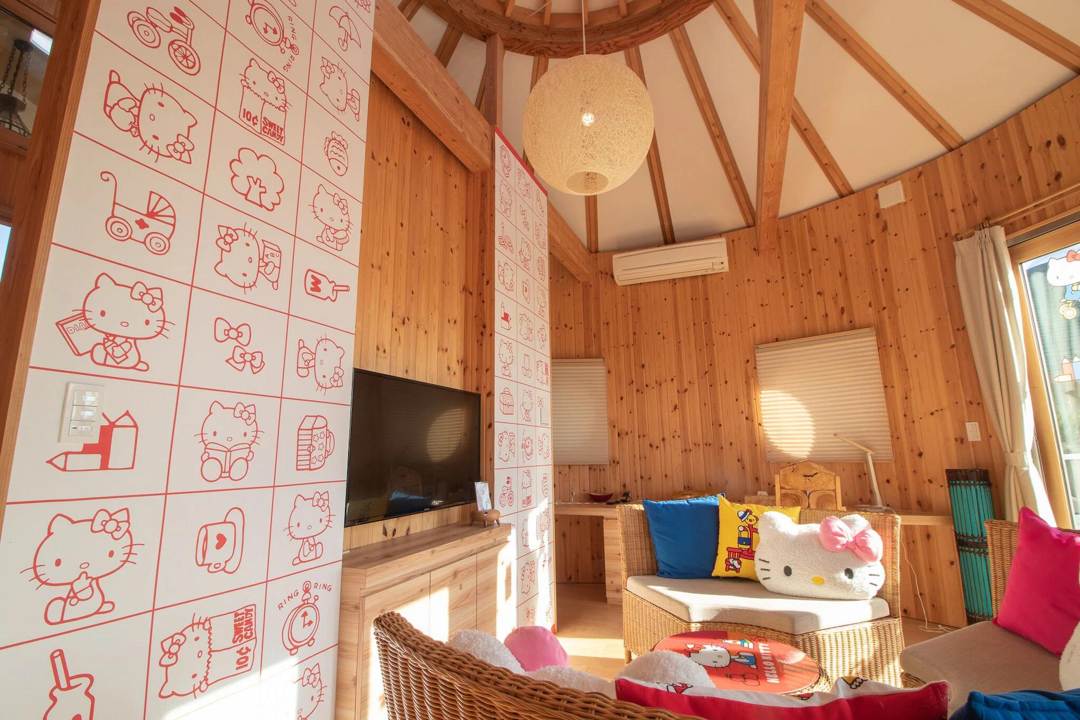 Hotel Bertema Animasi di Grand Chariot Hokutoshichisei 135° Awaji