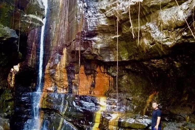 Daya Tarik Utama Curug Sempong