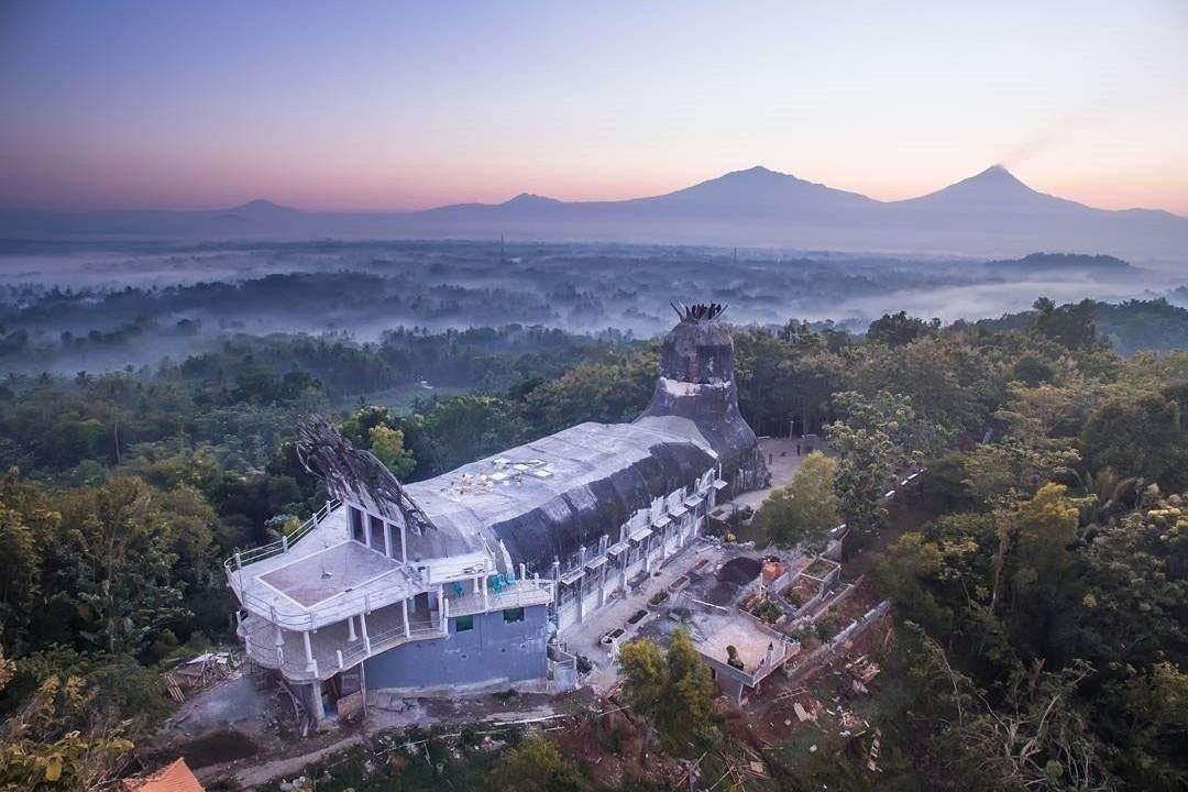 Daya Tarik Bukit Rhema Gereja Ayam (bukitrhema.com)