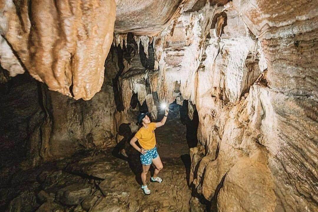 Goa Garunggang Bogor ( explore.jawa.barat Instagram)