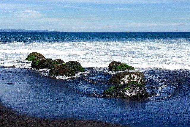 Pantai Masceti Bali ( billy_tjong Instagram)