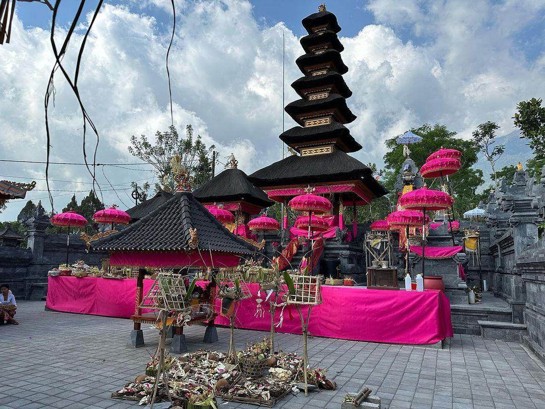 Pura Agung Besakih: Harga Tiket, Daya Tarik, Jam Buka (pura_agung_besakih Instagram)