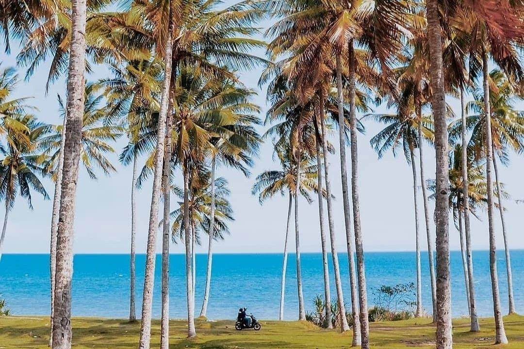 Daya Tarik Utama Pantai Baluk Rening ( febri_waspada Instagram)