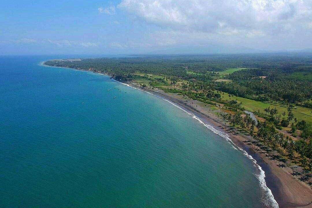 Pantai Baluk Rening: Tiket, Daya Tarik, Lokasi, Jam Buka ( dodek_999 Instagram)