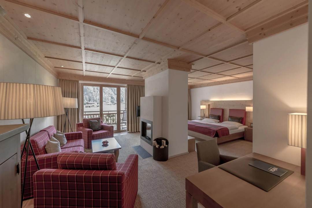 Aqua Dome Austria: Resort Spa Mewah di Pegunungan Alpen