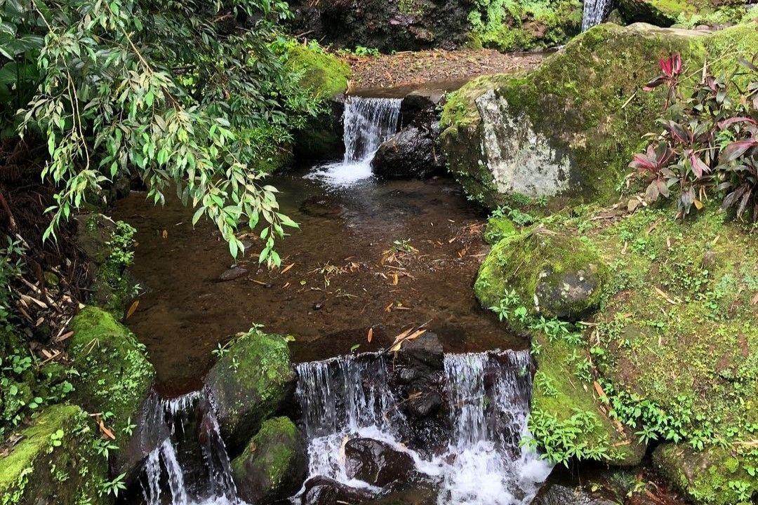 Air Terjun Parang Ijo di Karanganyar, Wisata Solo yang Menyegarkan ( fitrianudarmawann Instagram)