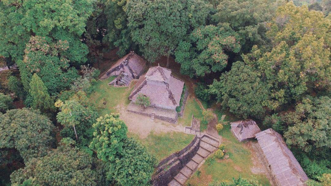 Masjid Kuno Bayan Beleq Lombok ( arismahardika_ Instagram)