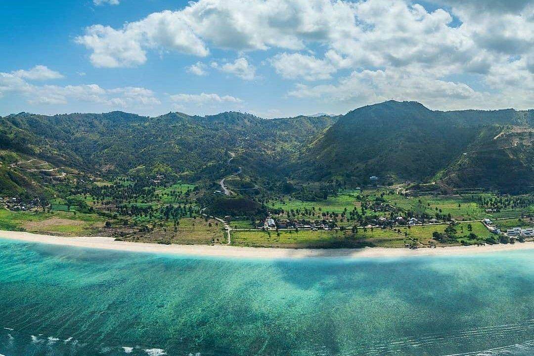 Pantai Torok Lombok ( kameraudaralombok Instagram)