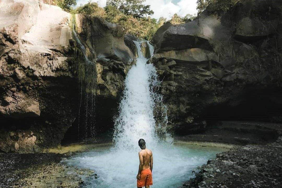 Air Terjun Umar Maya: Harga Tiket, Daya Tarik, Jam Buka ( mhmad_jq Instagram)