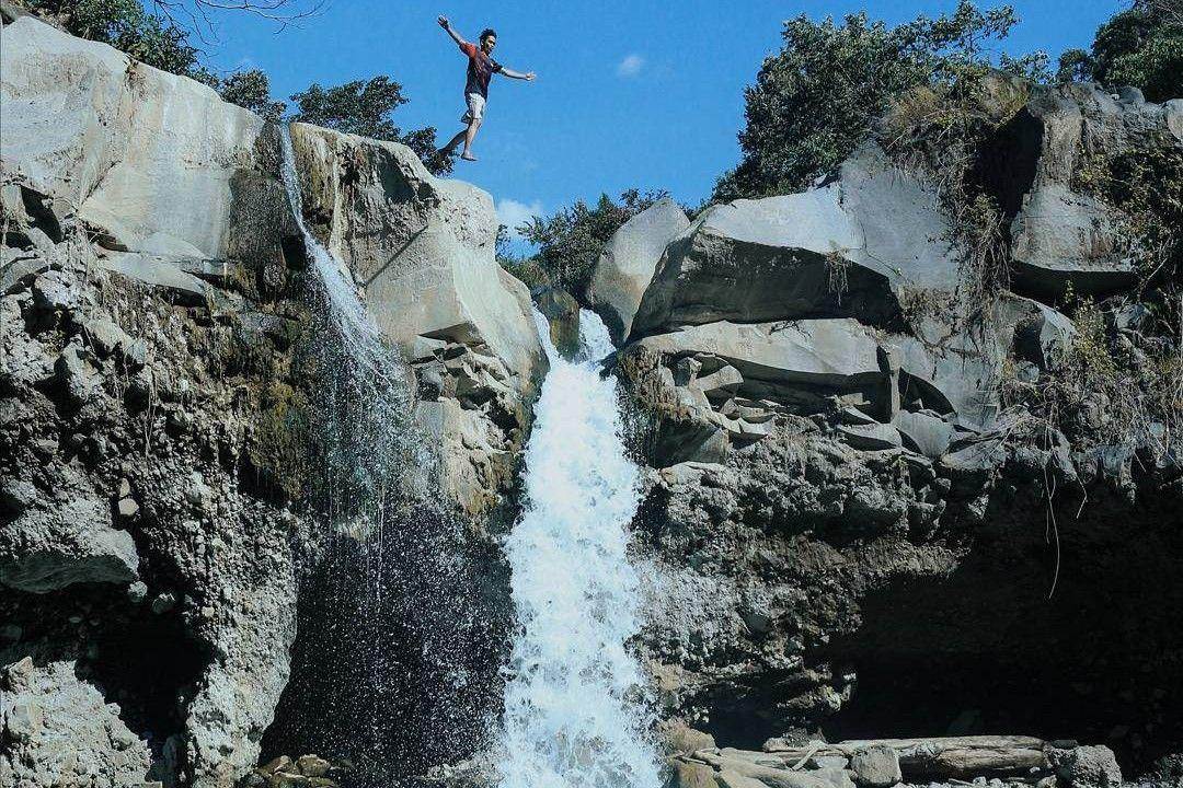 Air Terjun Umar Maya: Keindahan Alami di Lombok Timur ( zulfikarakbrr Instagram)