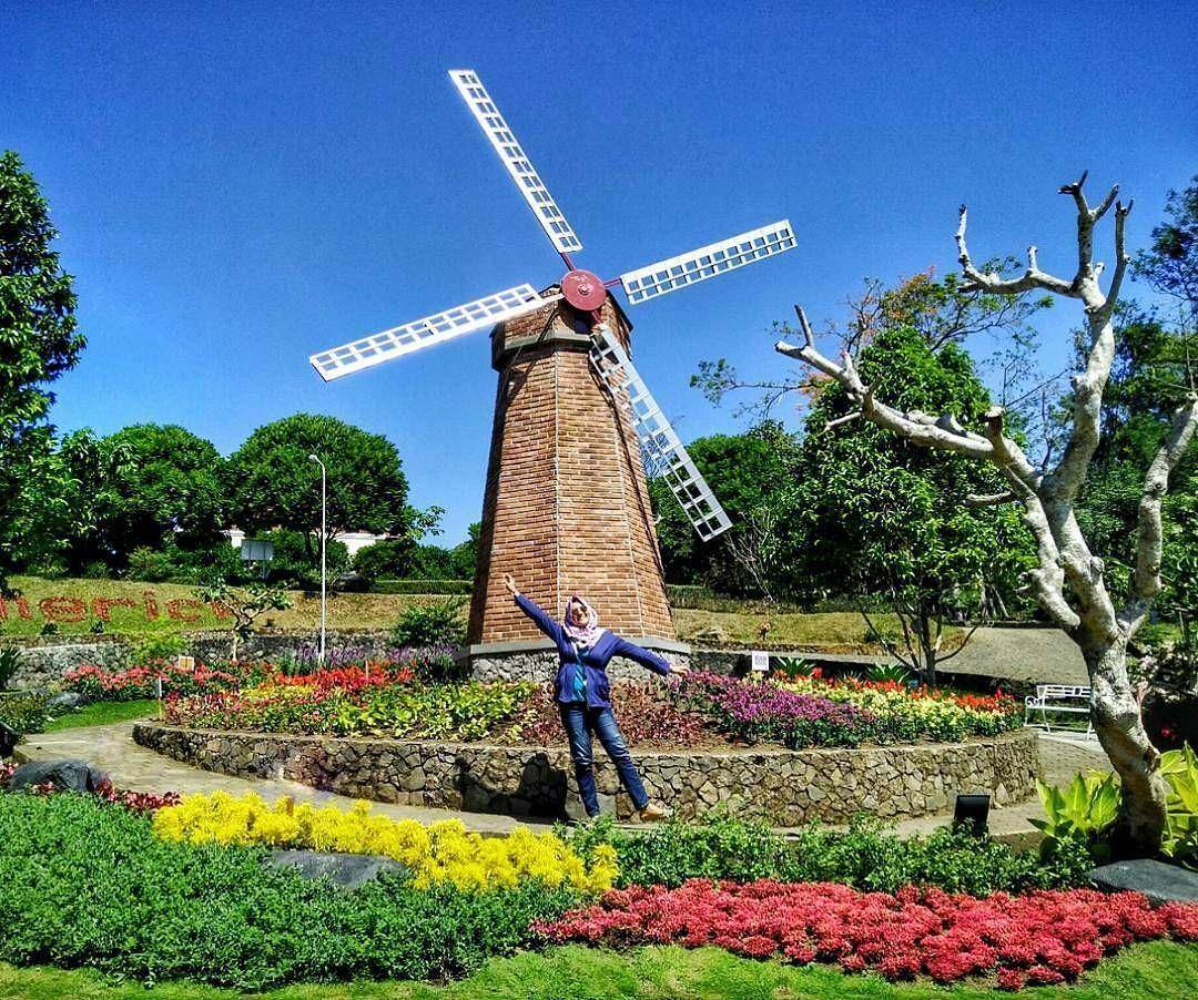 Agrowisata Salib Putih: Harga Tiket, Daya Tarik, Jam Buka ( tiffanisindy09 Instagram)