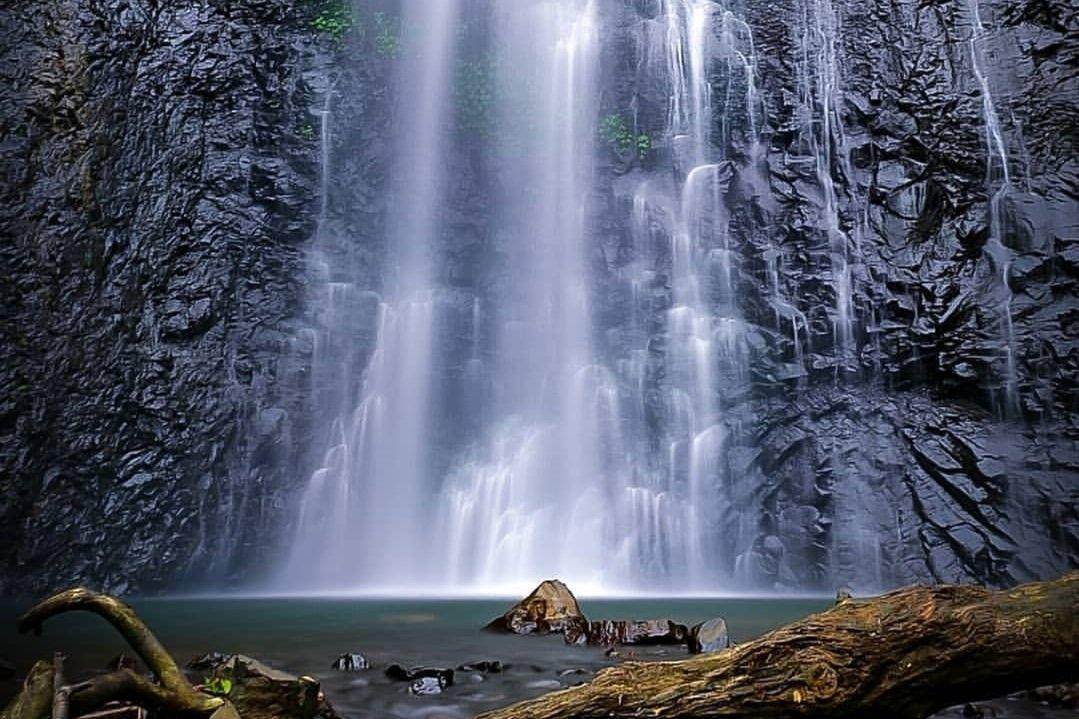 Curug Nagasari: Air Terjun Tersembunyi di Purbalingga ( casava.bay Instagram)