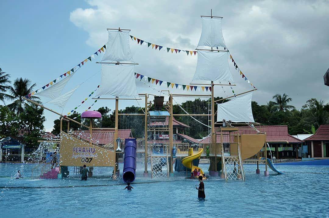 Owabong Waterpark Purbalingga: Harga Tiket, Daya Tarik, Jam Buka ( instapurbalingga Instagram)