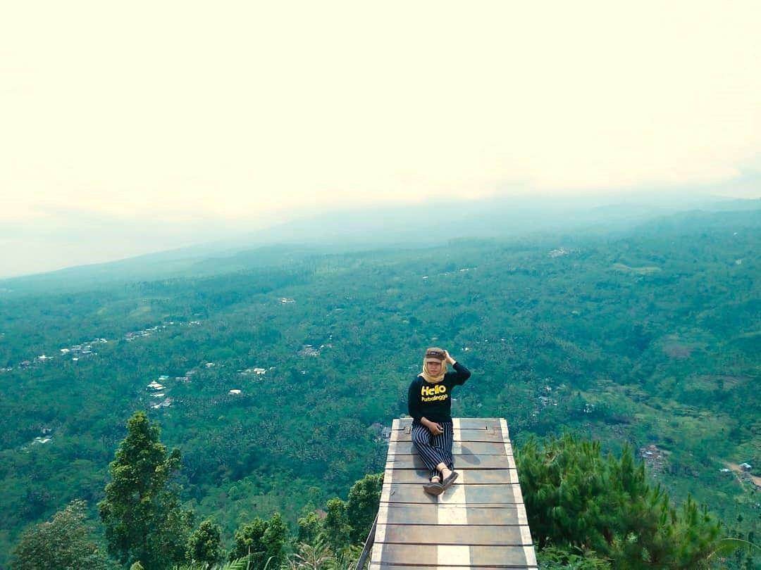 Daya Tarik Utama di Bukit Mertelu ( santifebriyana02 Instagram)