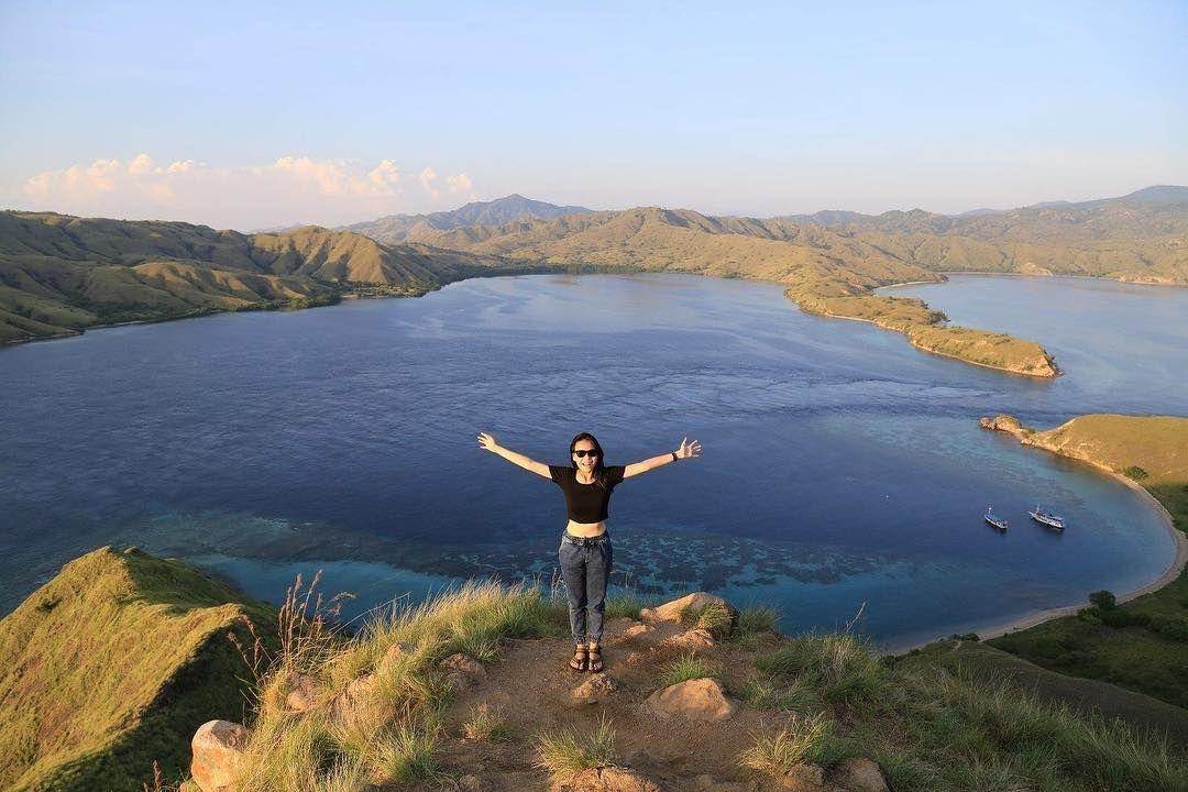 Pantai Pede: Pesona Sunset di Labuan Bajo ( myrah_gurano  Instagram)