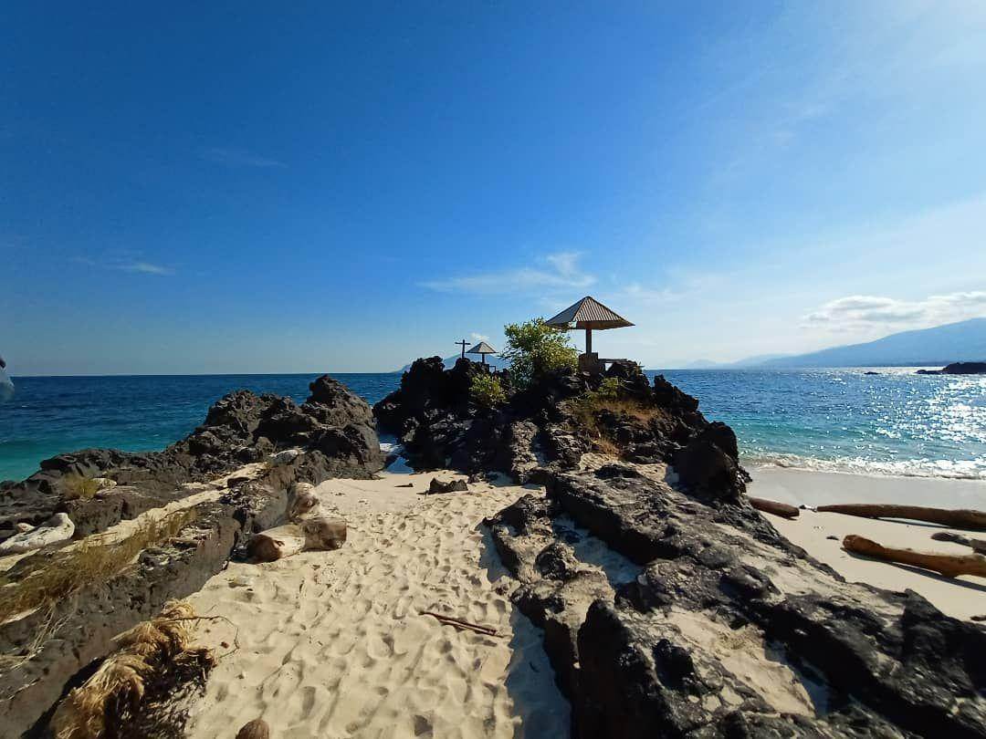 Pantai Watotena Flores: Harga Tiket, Daya Tarik, Jam Buka ( ribkalntky Instagram)