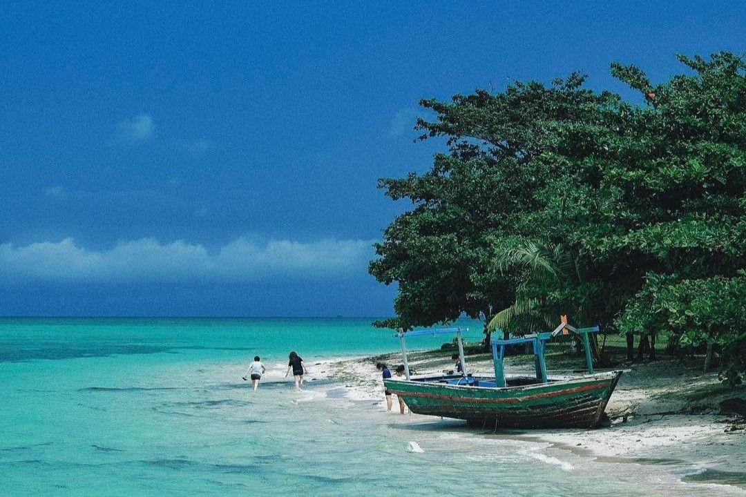 Pulau Ketawai Bangka ( feastit_  Instagram)
