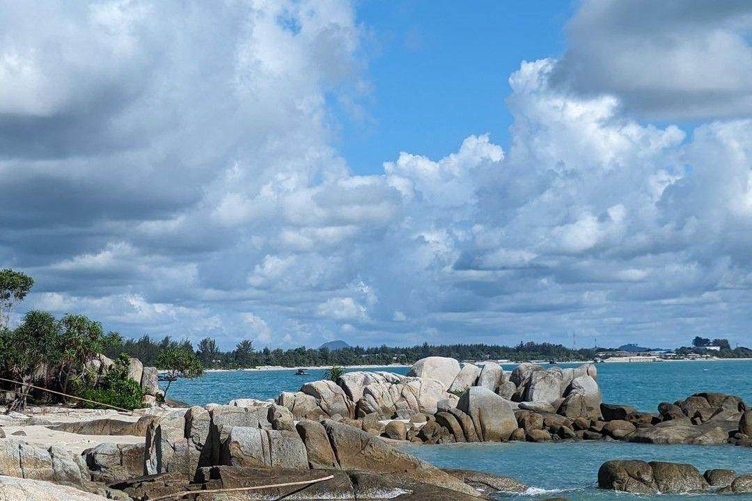 Pantai Rambak Bangka ( isthisdanar Instagram)
