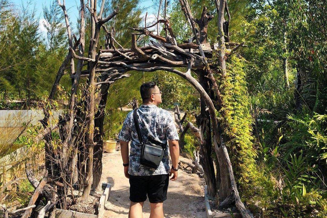 Daya Tarik Utama Hutan Mangrove di Desa Kurau ( wisnu_t_n Instagram)