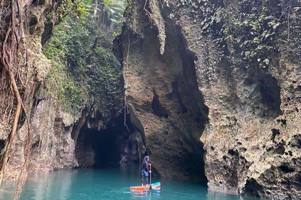 Goa Boki Maruru: Harga Tiket, Daya Tarik, Jam Buka ( vendanashifa Instagram)