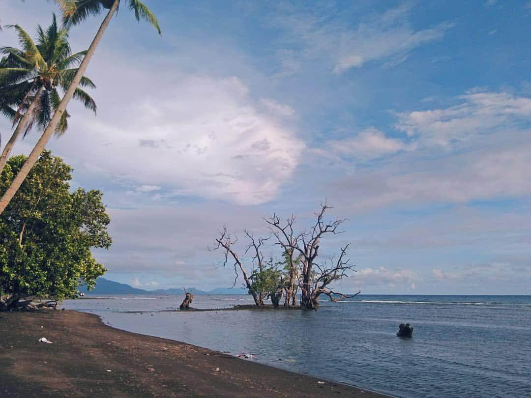 Pantai Kastela Maluku: Harga Tiket, Daya Tarik, Jam Buka ( anispaskalia Instagram)