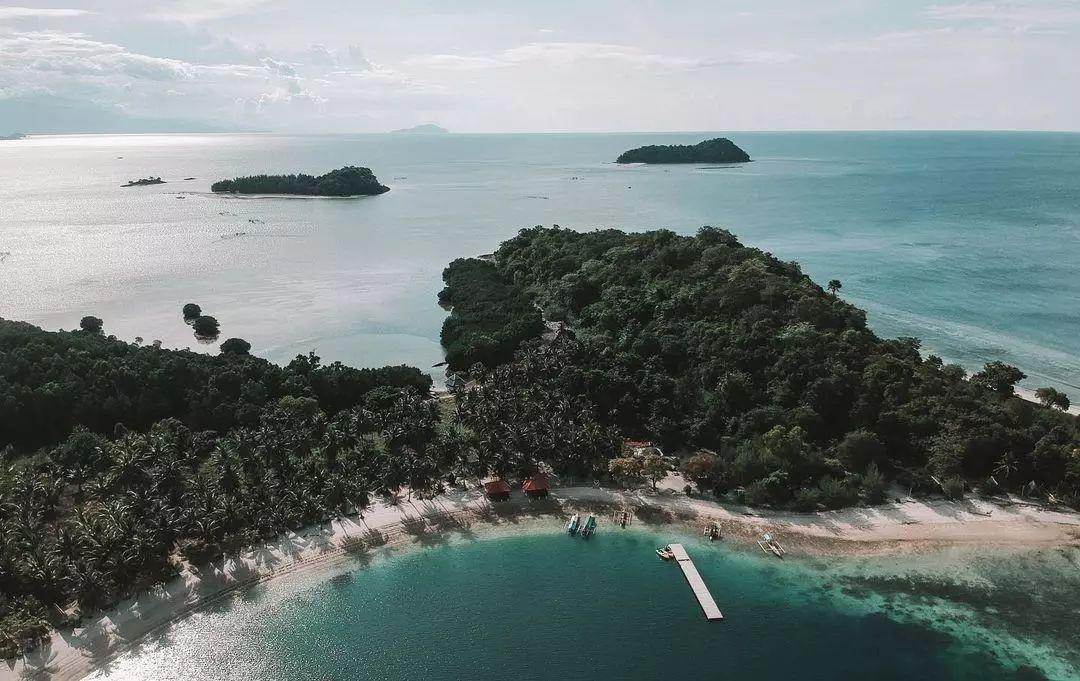 Pulau Mohinggito Gorontalo: Harga Tiket, Daya Tarik, Jam Buka ( dkijalanjalan_ Instagram)