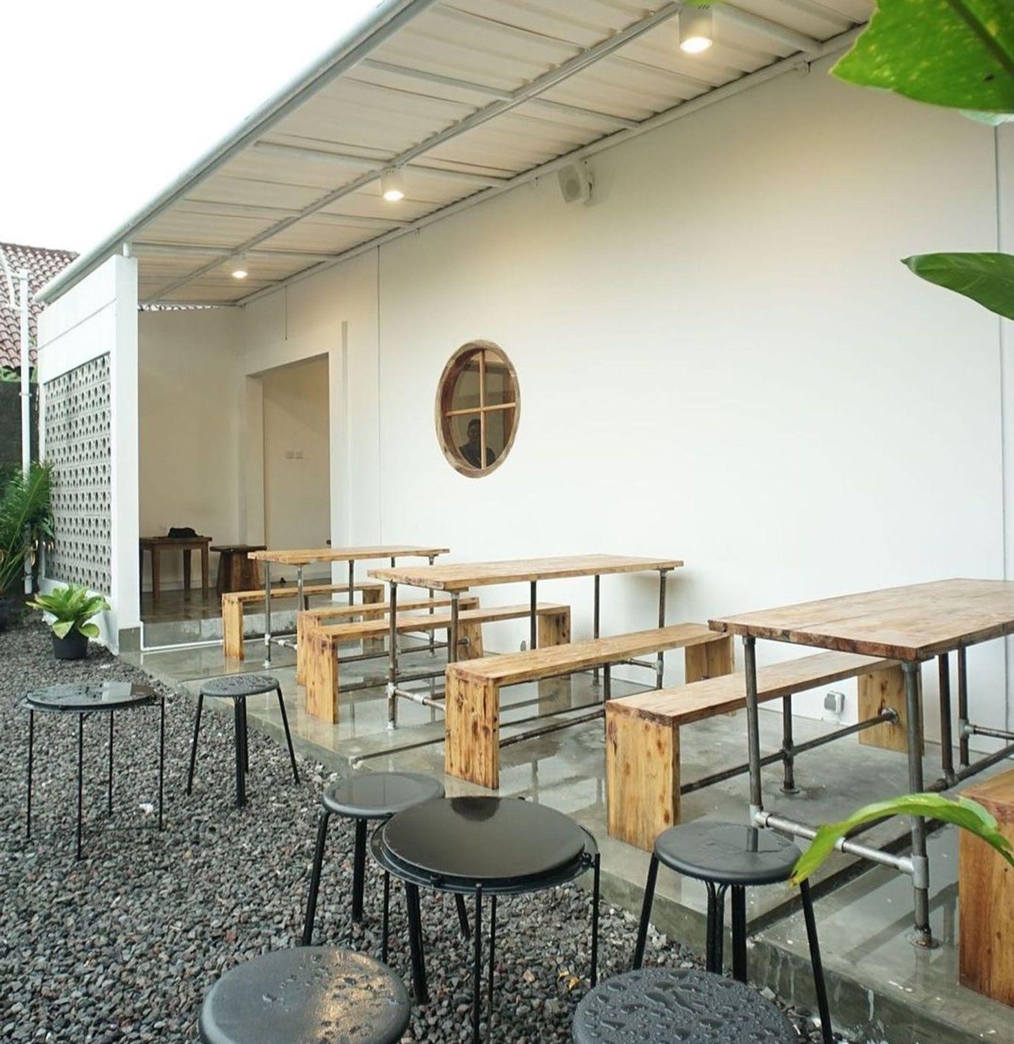 lestari-corner-coffee-new-coworking-space-in-yogyakarta