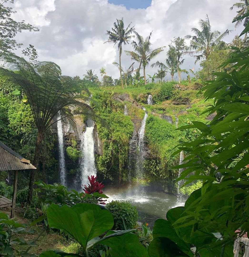 Kembar Arum Waterfalls / @bttrfly16_ 