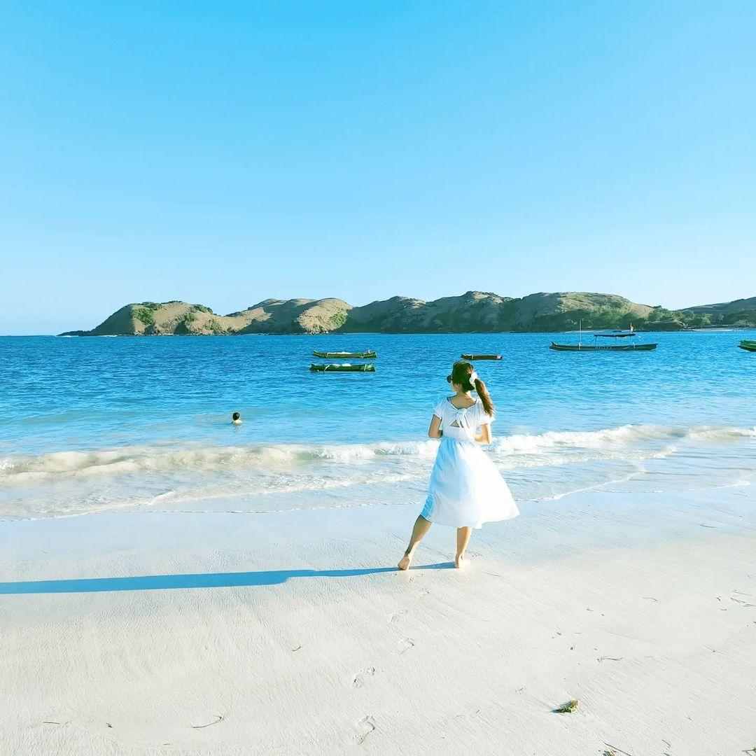Pantai Tanjung Aan / @pipit_mariana