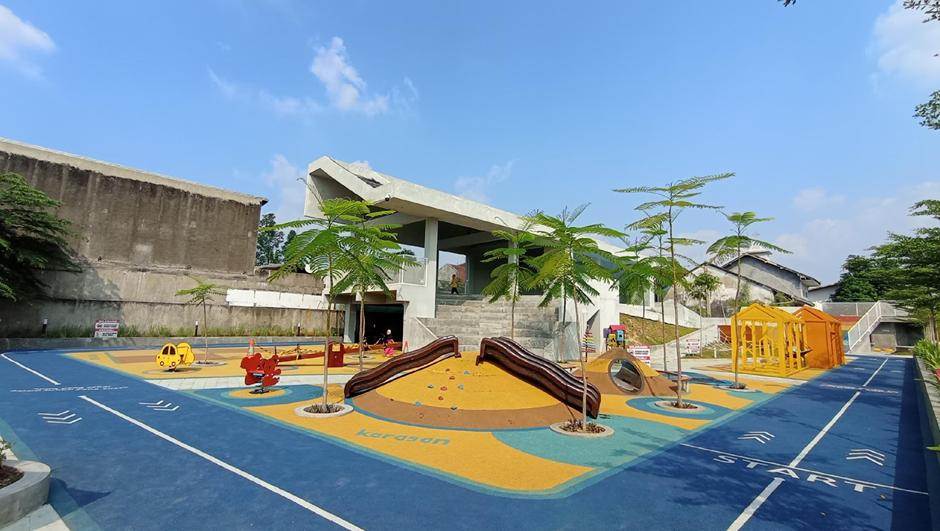 Taman Cerdas Panularan: Edukasi dan Rekreasi Anak di Solo