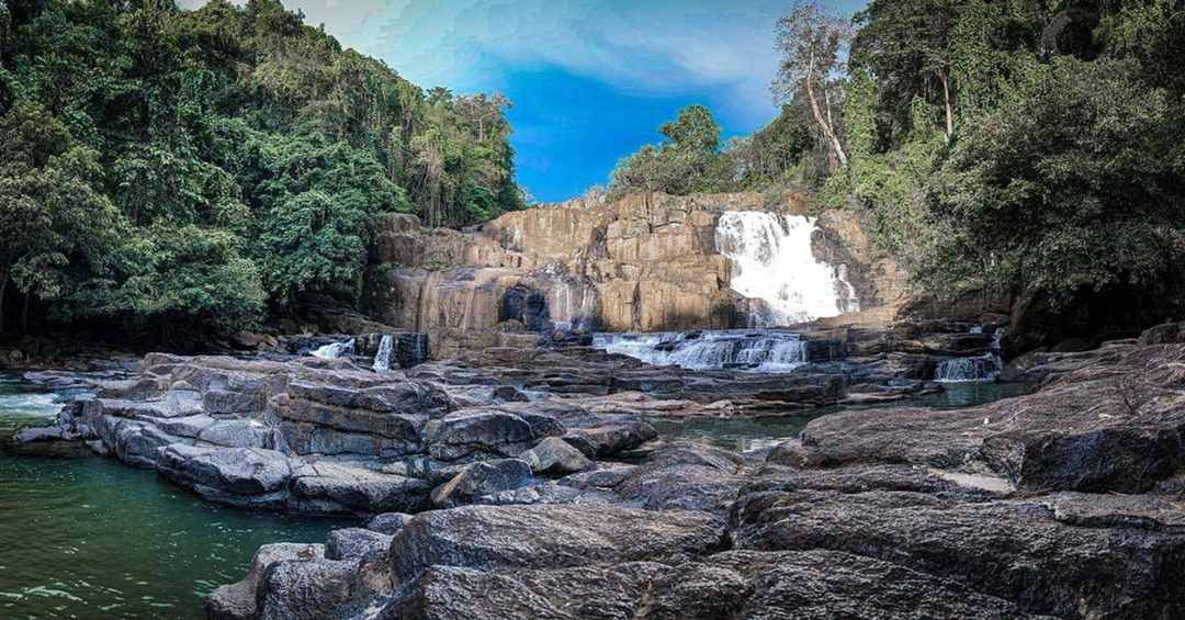Air Terjun Batu Manrusu / @arief.munandar