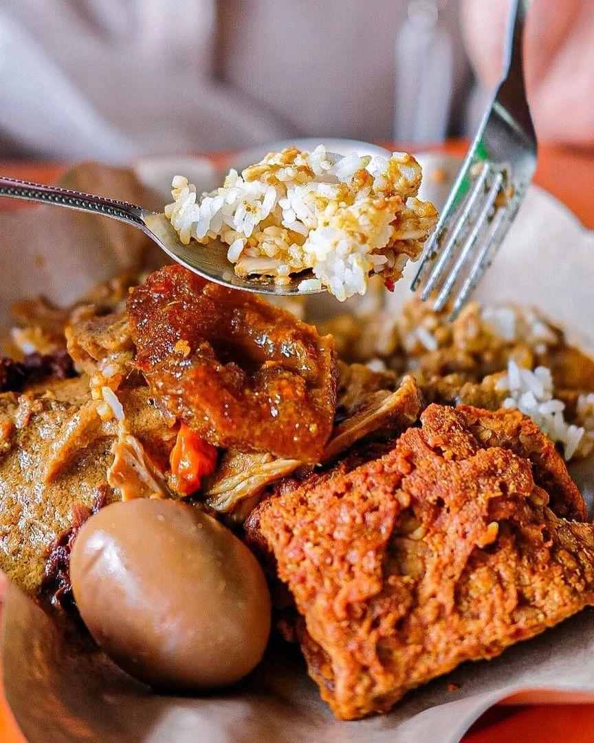 Gudeg Bromo Bu Tekluk /@darijogjakarta