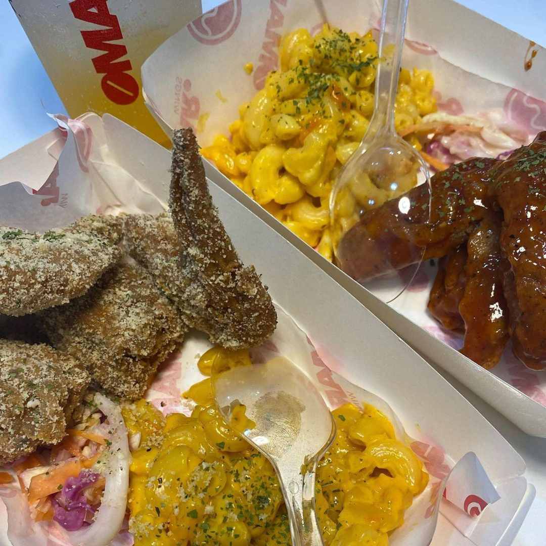 Omar Coffee & Wings / bellychaw