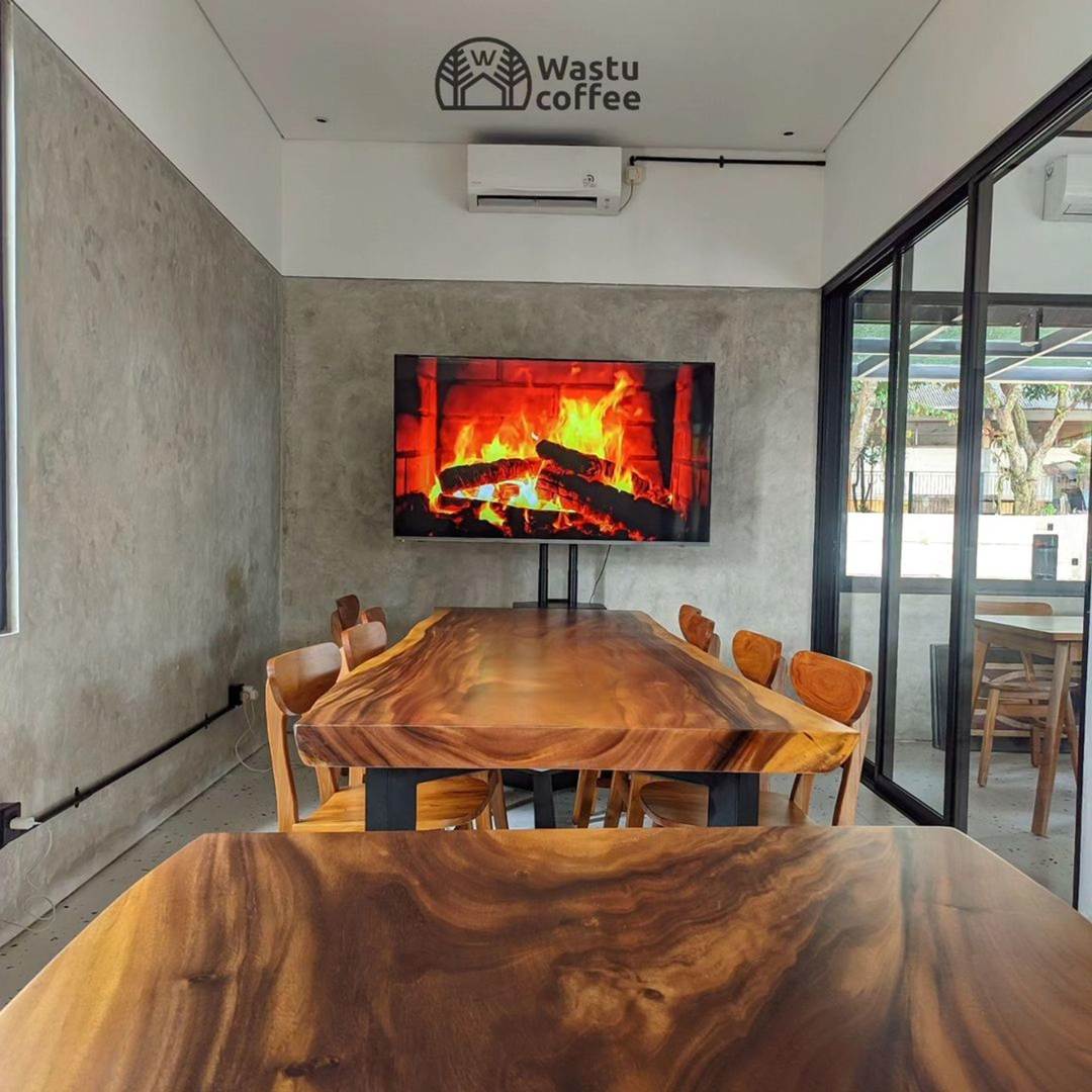 Ruang VIP Wastu Coffee Cibinong