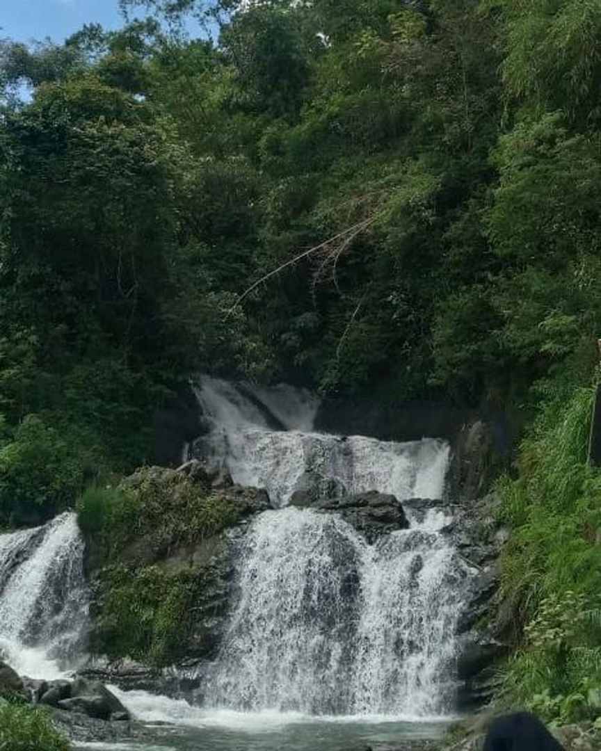 Cafe Curug 7 Bidadari / @curugbidadaricafe