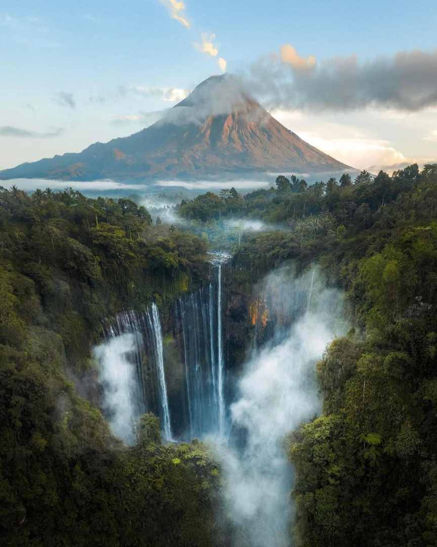 Air terjun Tumpak Sewu / ig: @ali_olfat @malthezimakoff