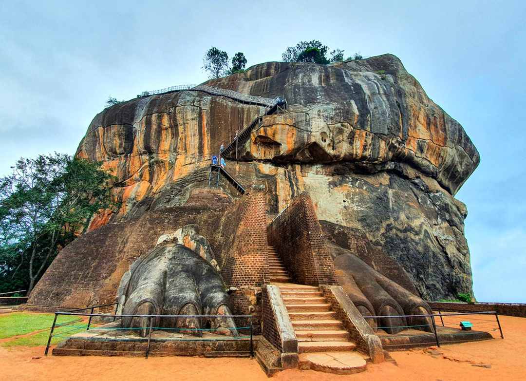 Teras Cakar Singa di Sigiriya / Frans Sellies