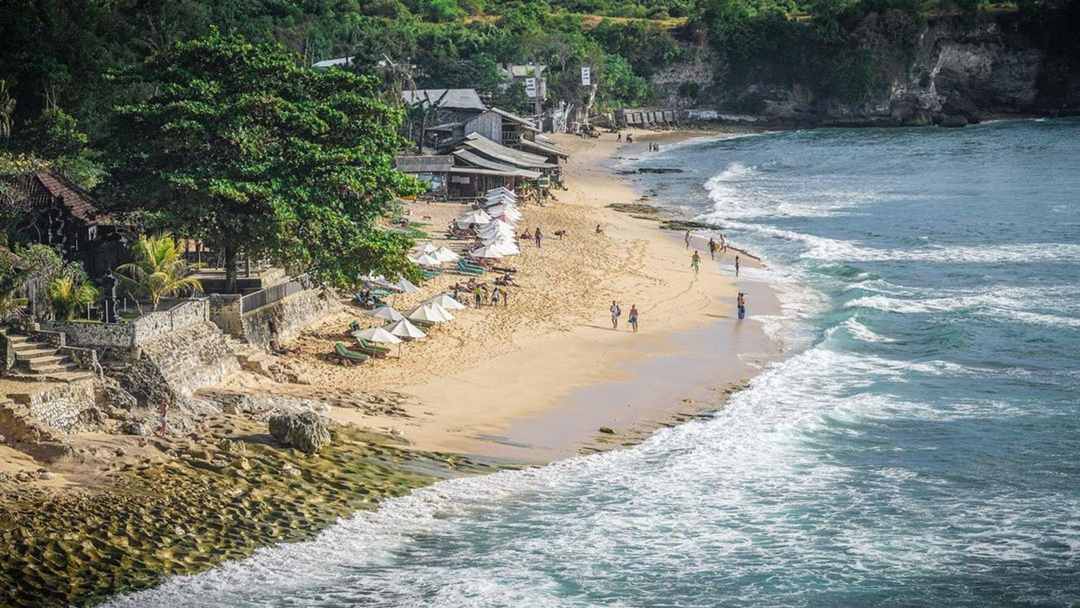 Pantai Balangan / @bangjarot31