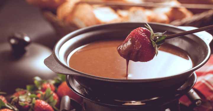 Chocolate Fondue with Strawberries