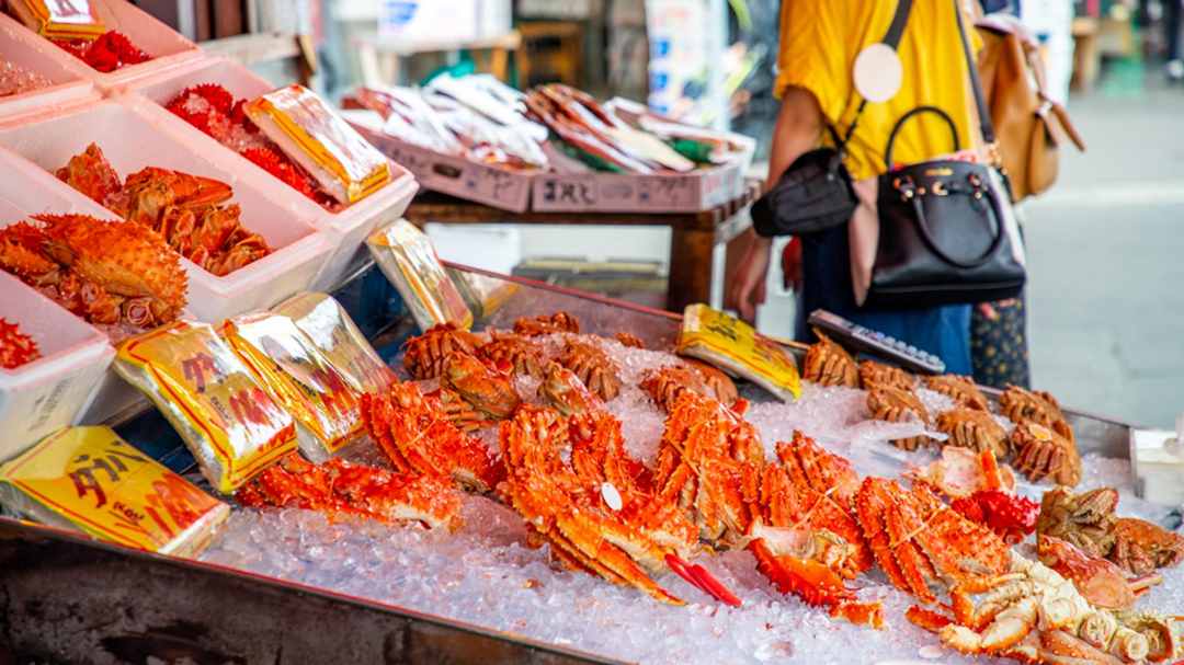 Markas utama seafood: Pasar Kepiting Sapporo (Sapporo Crab Market) / Expedia