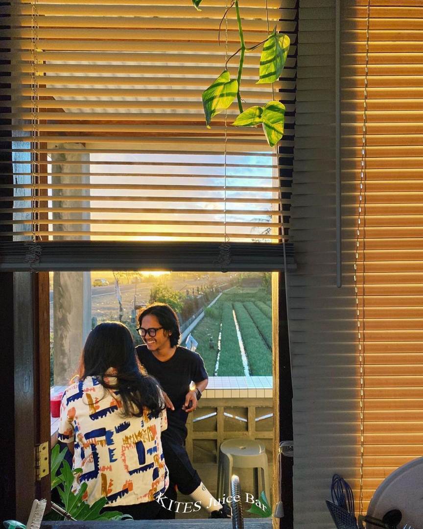 Suasana di Kites Juice Bar Jogja