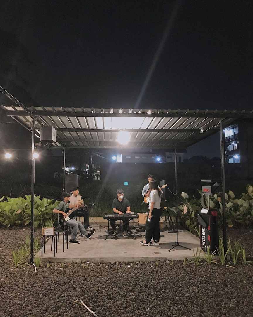 Monti's YK / @cafe.jogjakarta